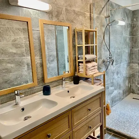 Grand 85m2 Centre De 6 Pers Lägenhet *